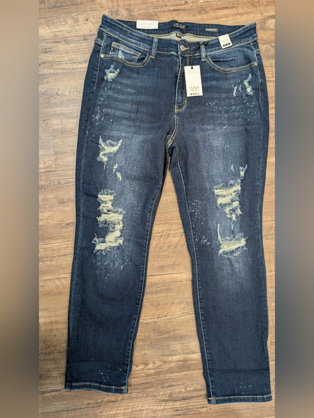 Judy Blue Women’s Distressed Dark Blue Ripped Boyfriend Fit Jeans 18W NWT